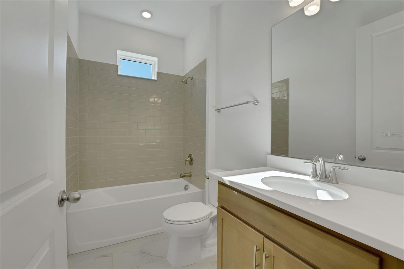 Image 31 of 52 For 999 Fiesta Key Circle