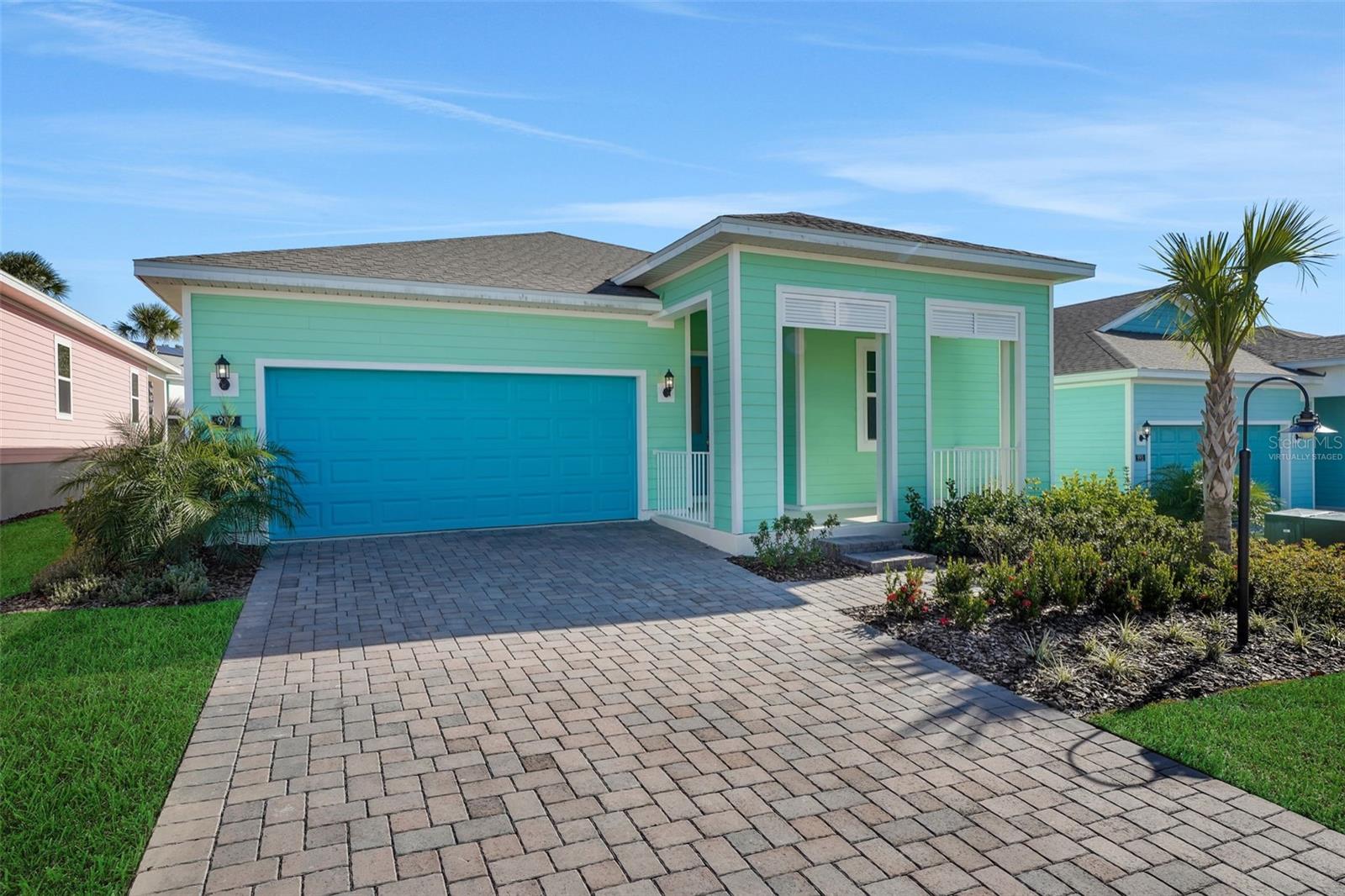 Image 4 of 52 For 999 Fiesta Key Circle