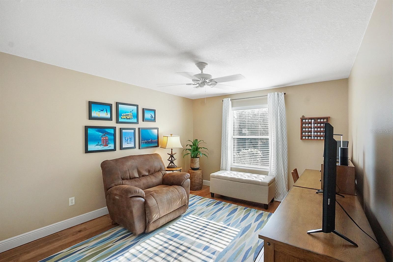 Image 14 of 51 For 2391 St George Avenue