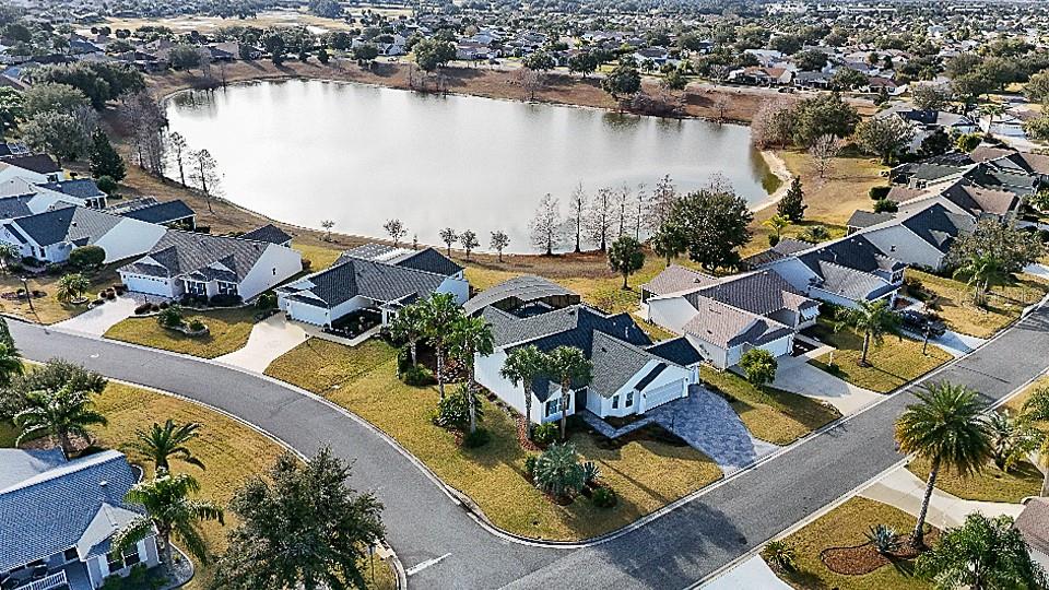 Image 2 of 51 For 2391 St George Avenue