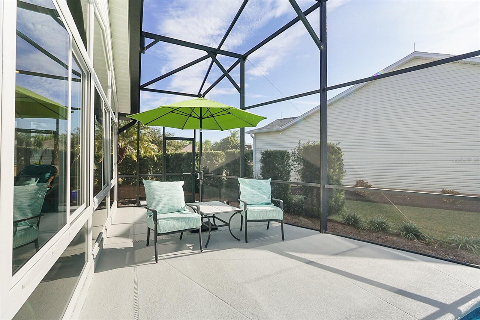 Image 35 of 51 For 2391 St George Avenue