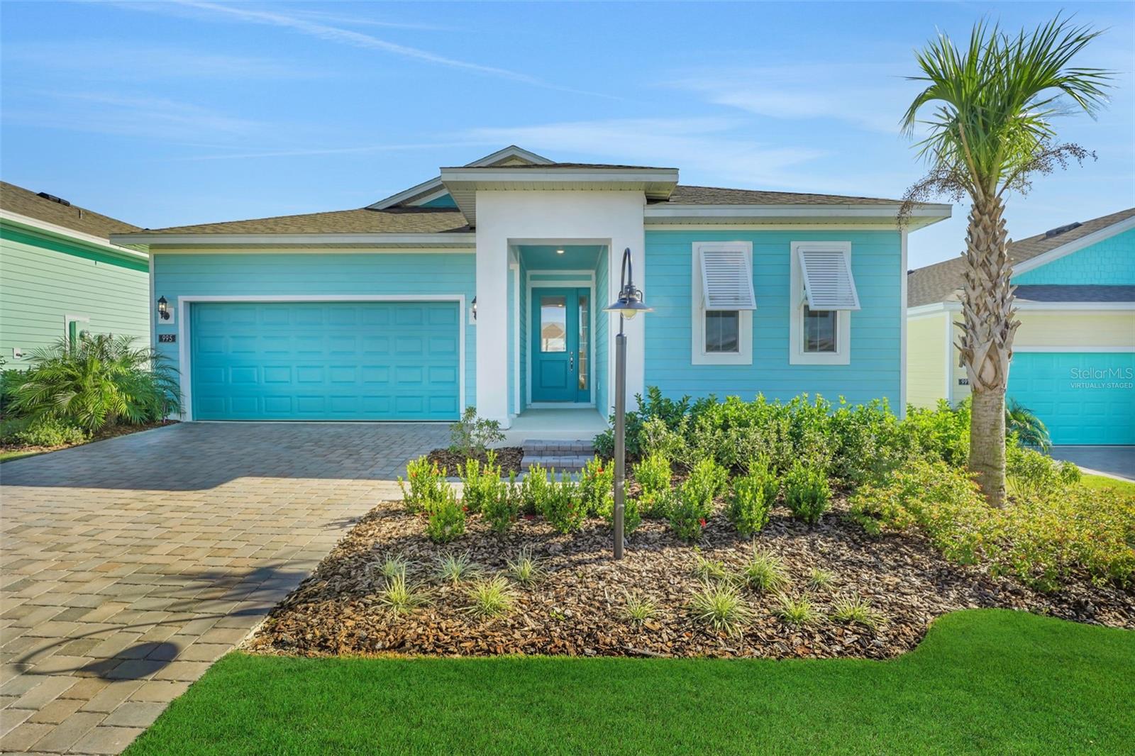 Details for 995 Fiesta Key Circle, LADY LAKE, FL 32159