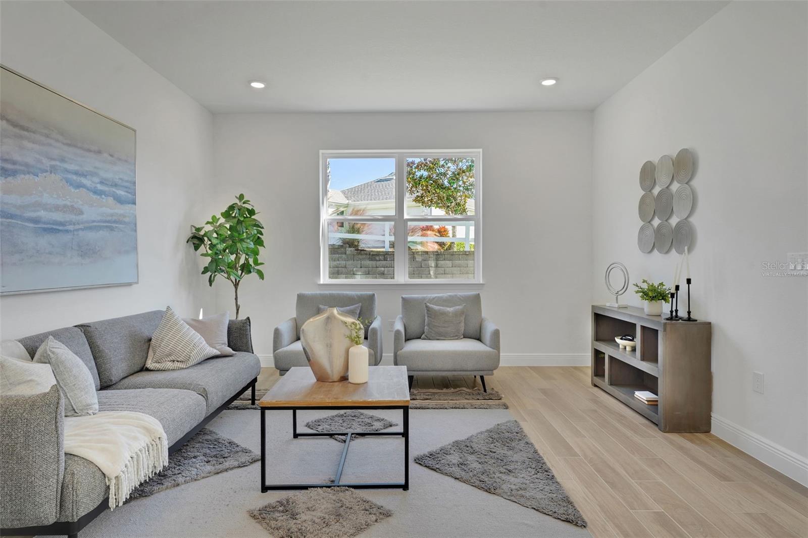 Image 21 of 53 For 995 Fiesta Key Circle