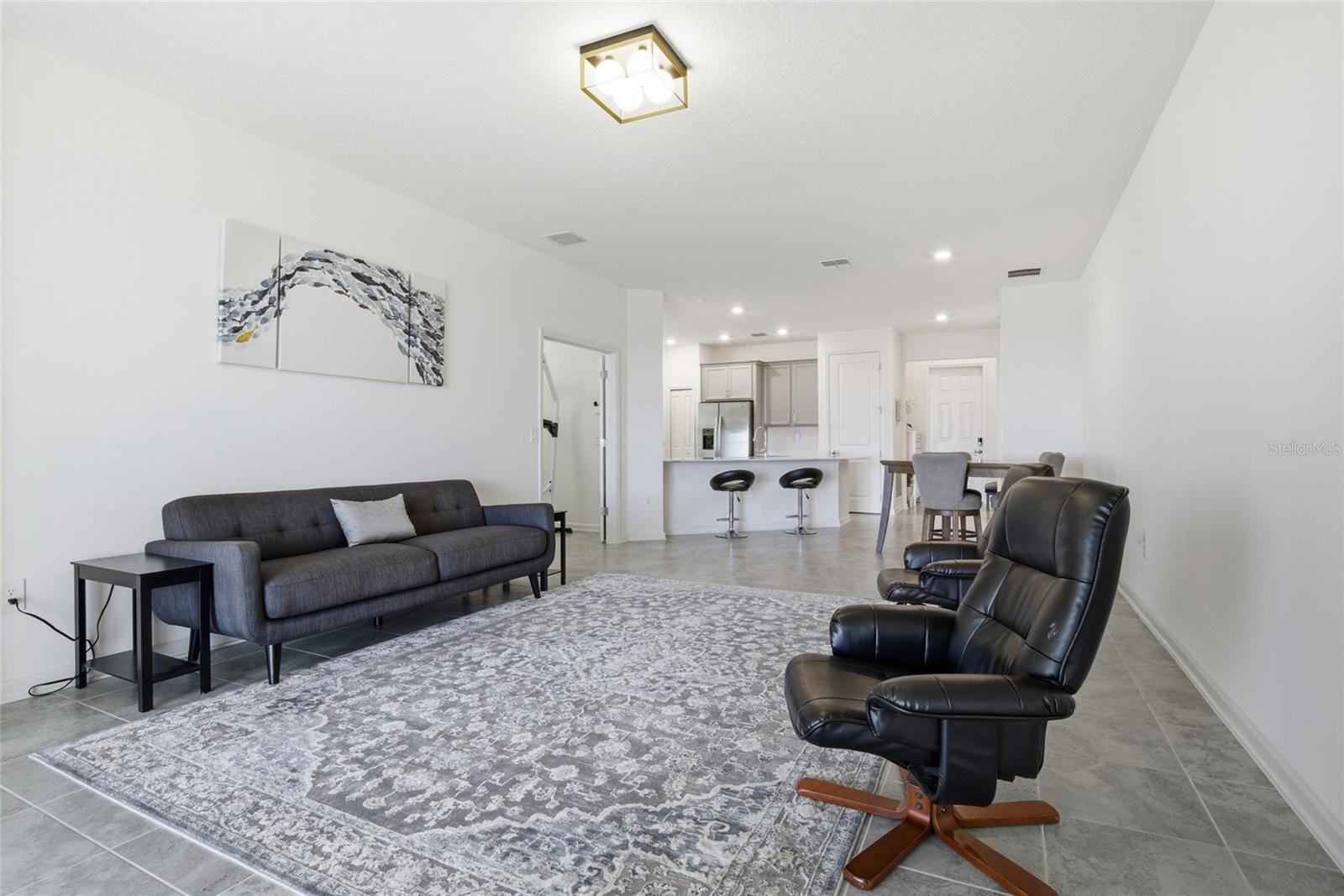 Image 11 of 48 For 954 Laurel View Way