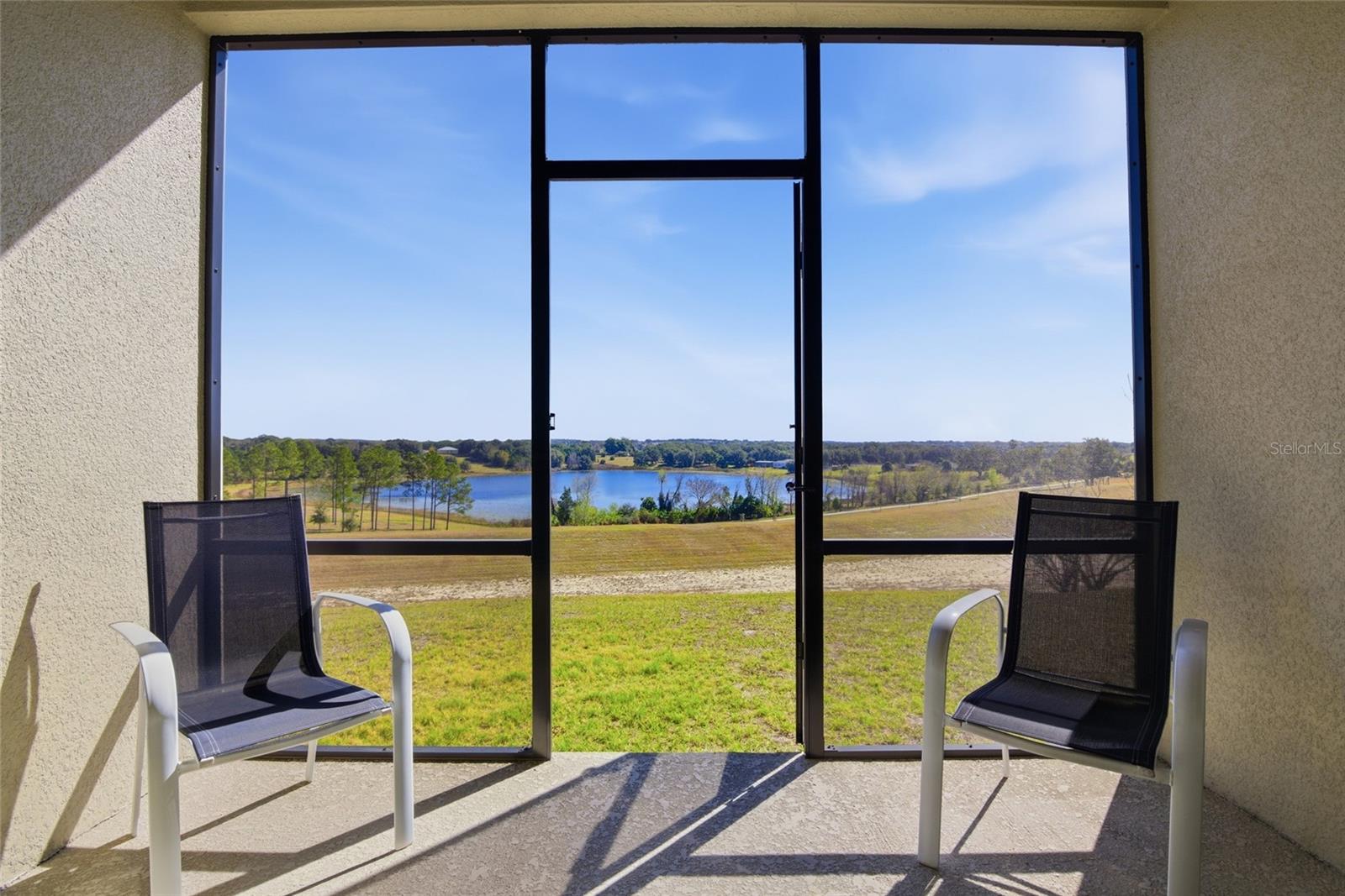 Image 2 of 48 For 954 Laurel View Way