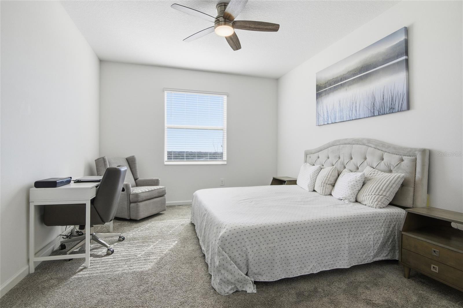 Image 20 of 48 For 954 Laurel View Way