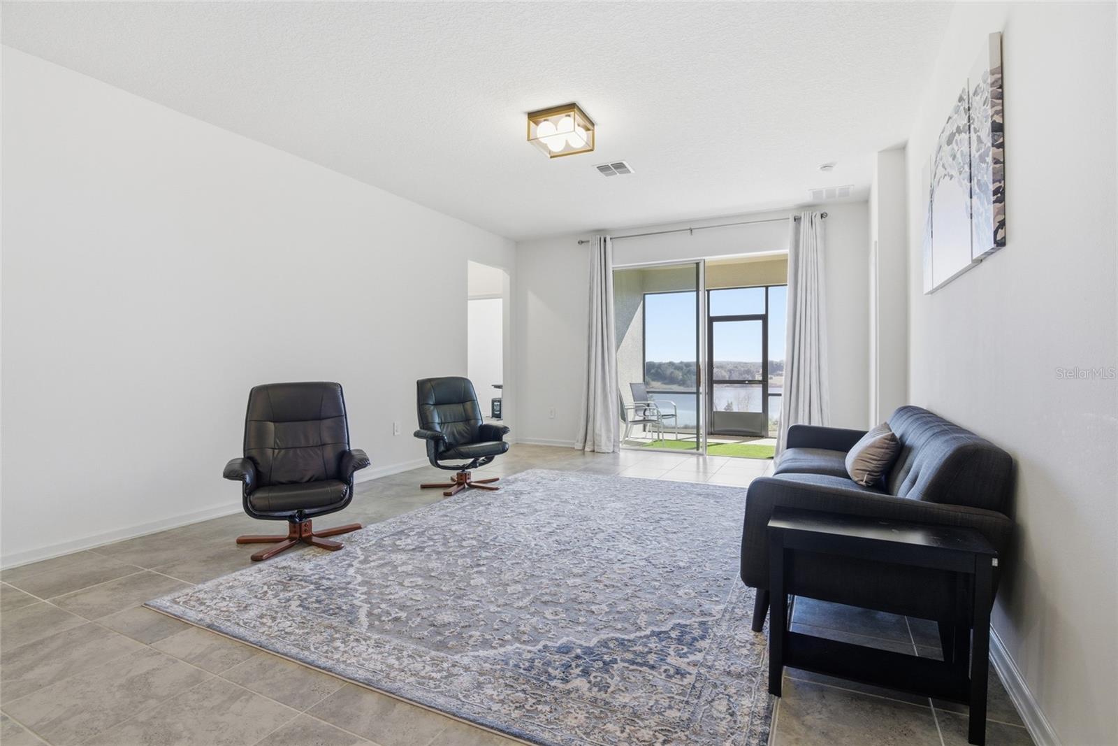 Image 25 of 48 For 954 Laurel View Way