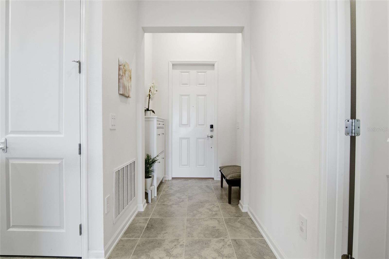 Image 3 of 48 For 954 Laurel View Way