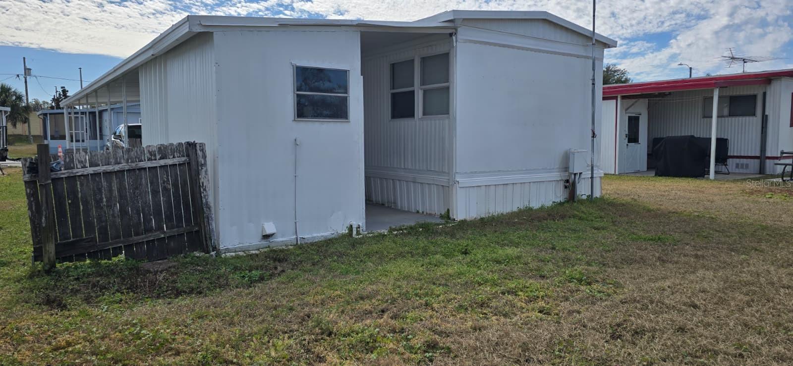 Image 12 of 14 For 805 Live Oak Street