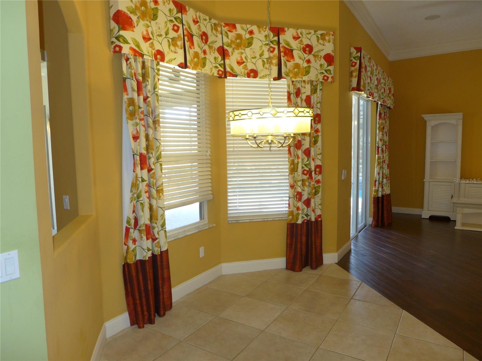 Image 14 of 38 For 6000 Tremayne Drive