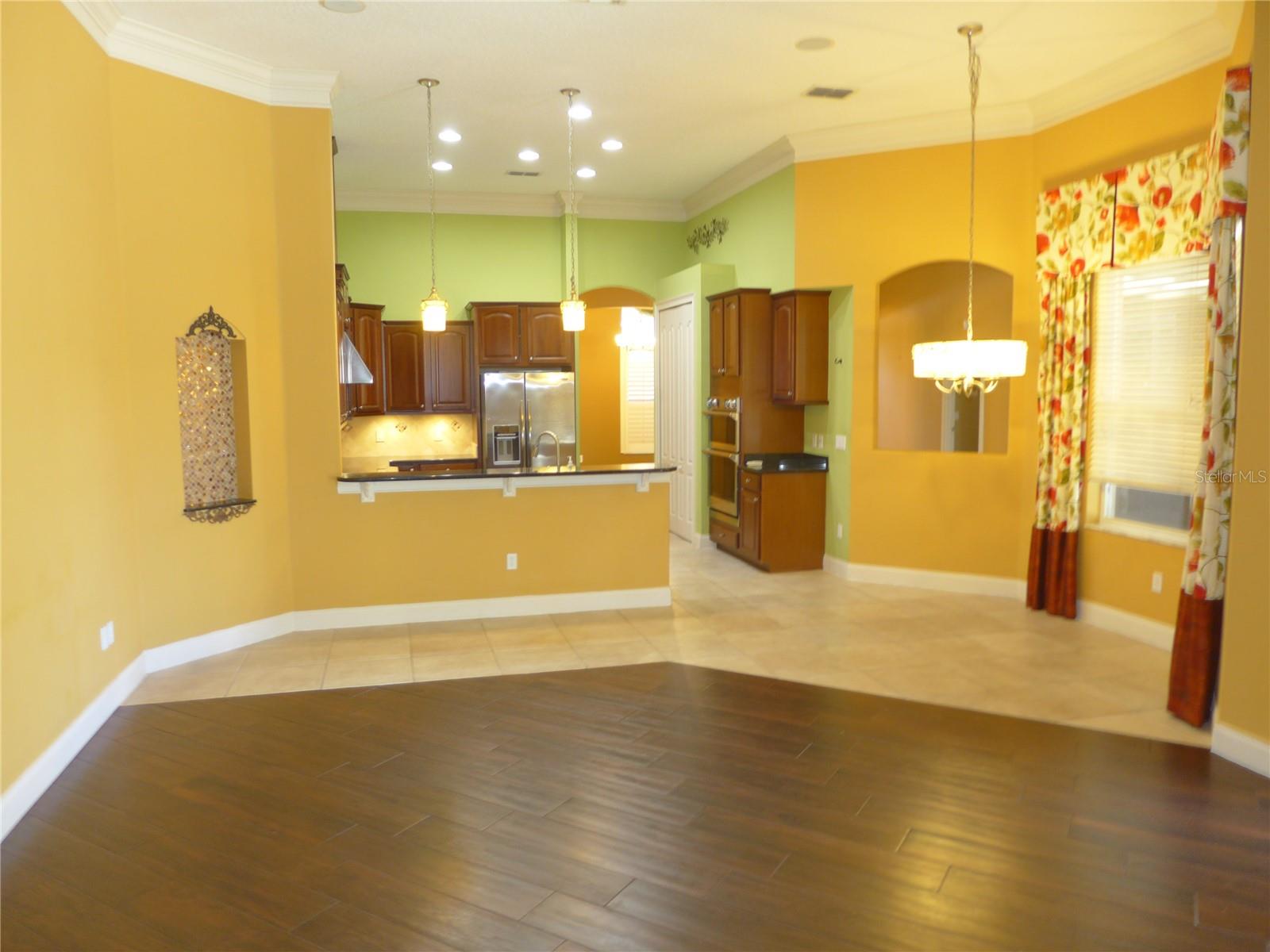 Image 16 of 38 For 6000 Tremayne Drive