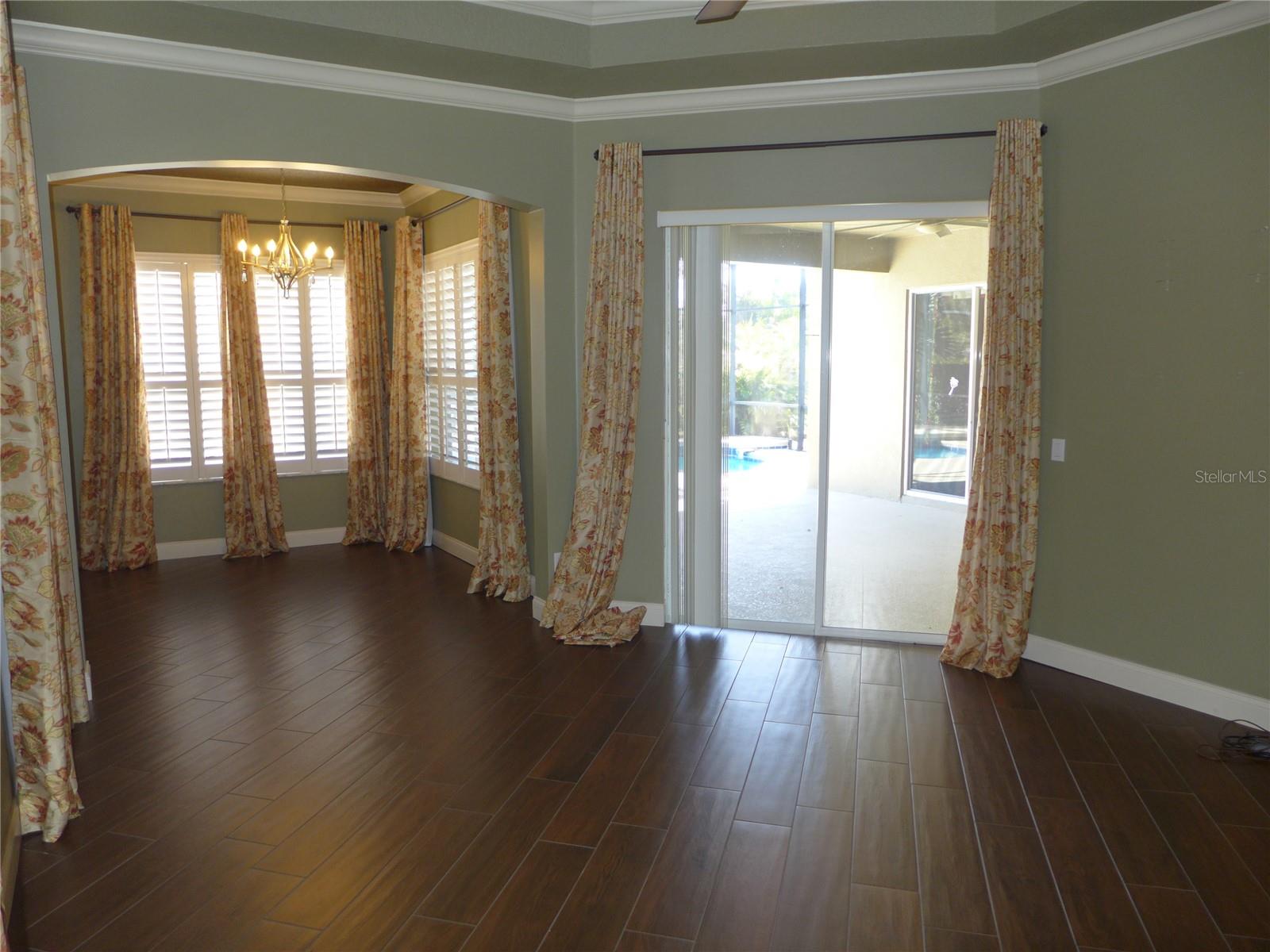 Image 18 of 38 For 6000 Tremayne Drive