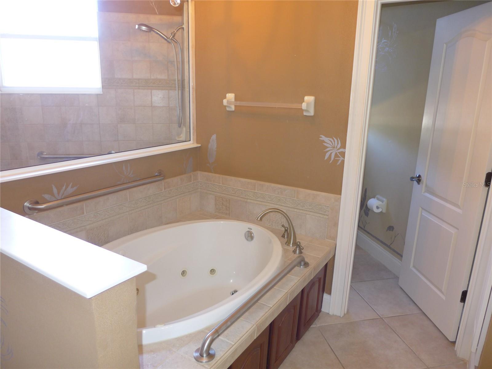 Image 21 of 38 For 6000 Tremayne Drive