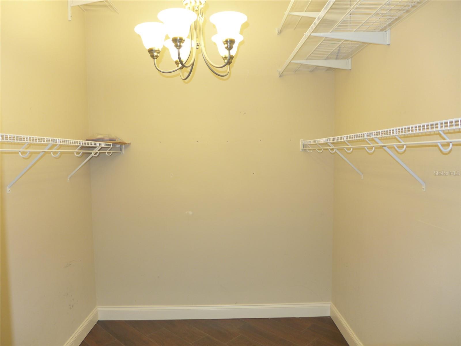 Image 22 of 38 For 6000 Tremayne Drive