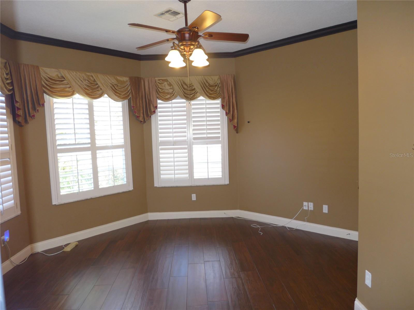 Image 7 of 38 For 6000 Tremayne Drive