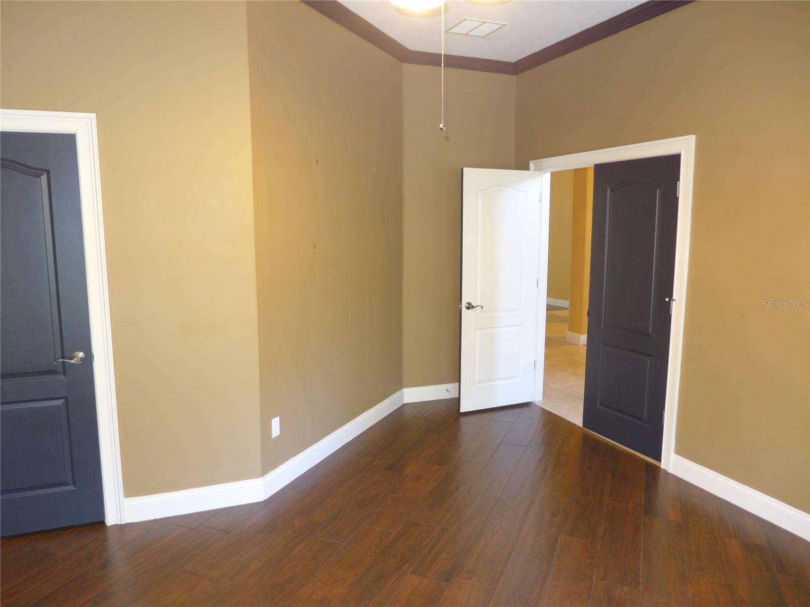 Image 8 of 38 For 6000 Tremayne Drive