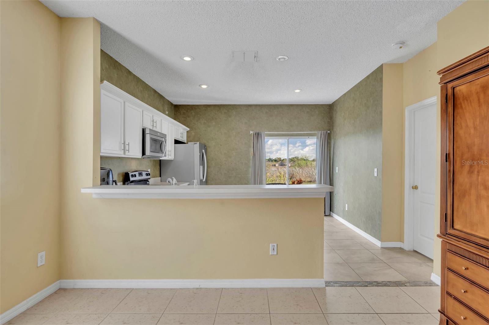 Image 10 of 30 For 4718 Waterside Pointe Circle