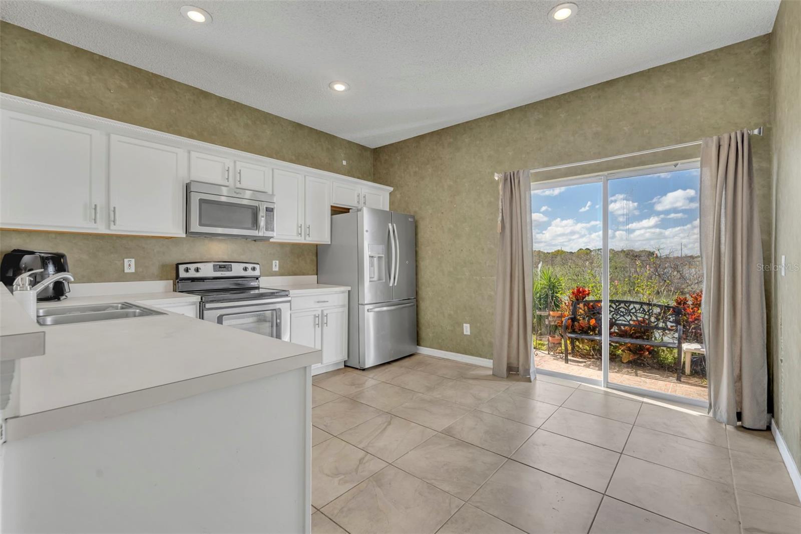 Image 11 of 30 For 4718 Waterside Pointe Circle