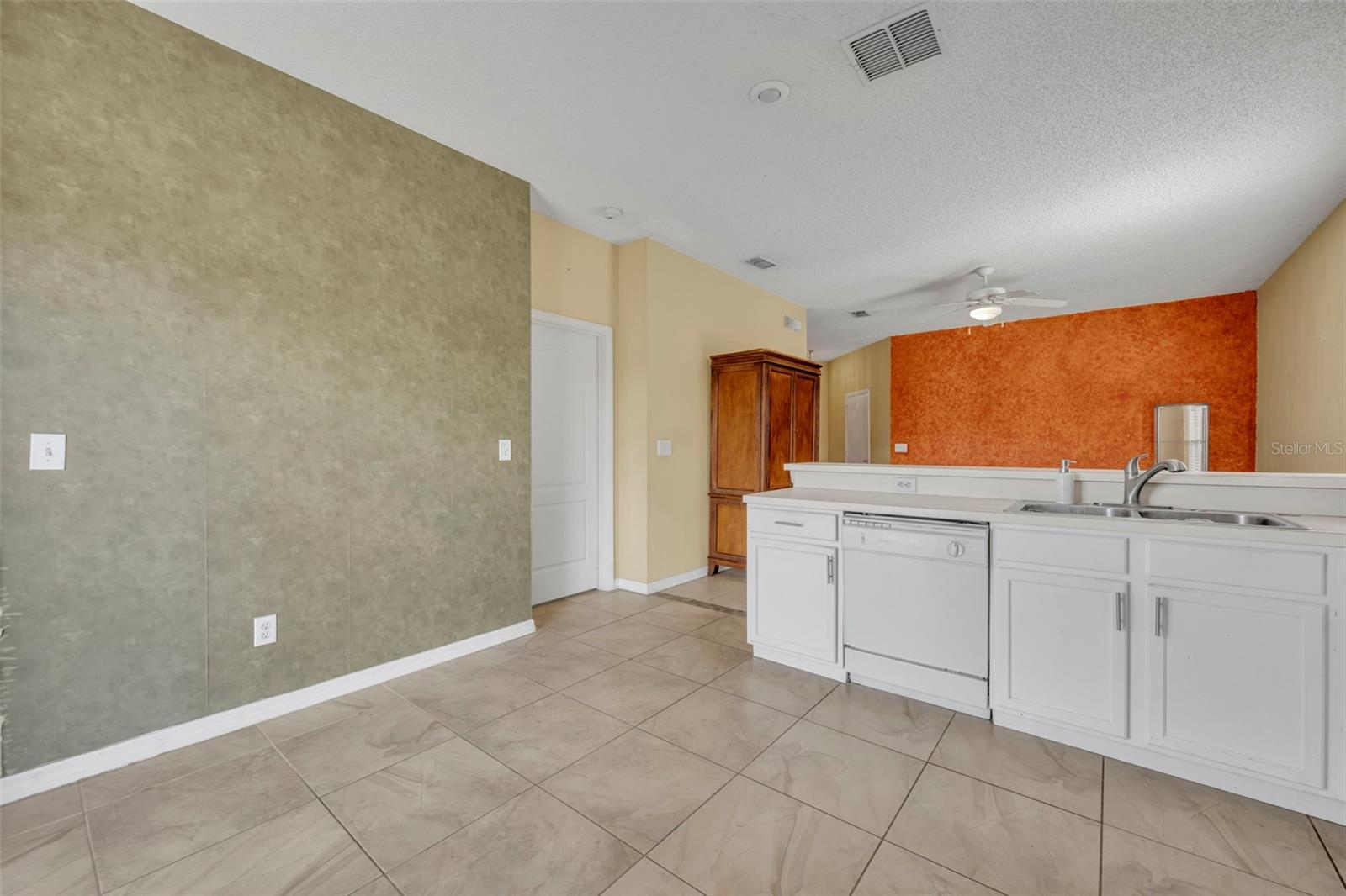 Image 14 of 30 For 4718 Waterside Pointe Circle