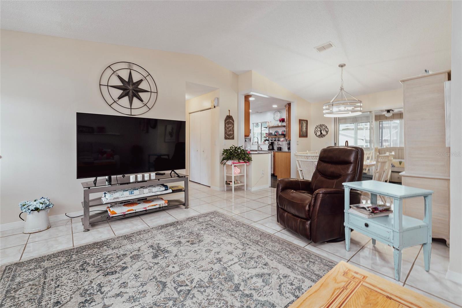 Image 13 of 76 For 10845 178th Street