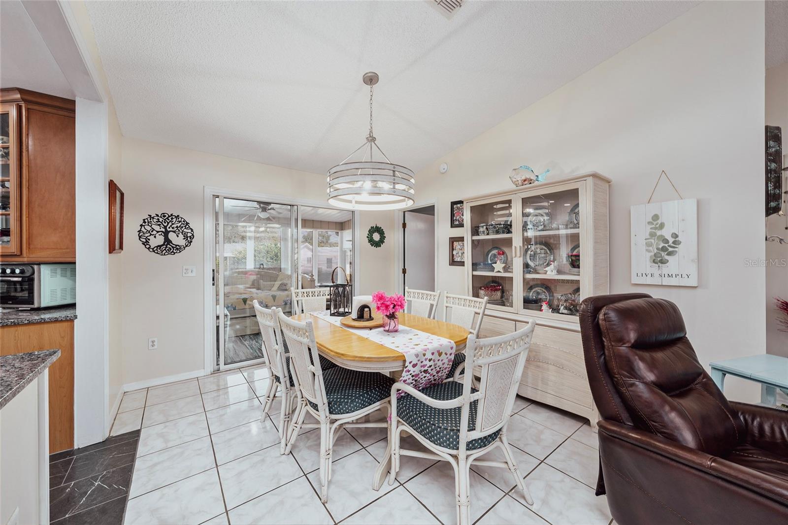 Image 14 of 76 For 10845 178th Street