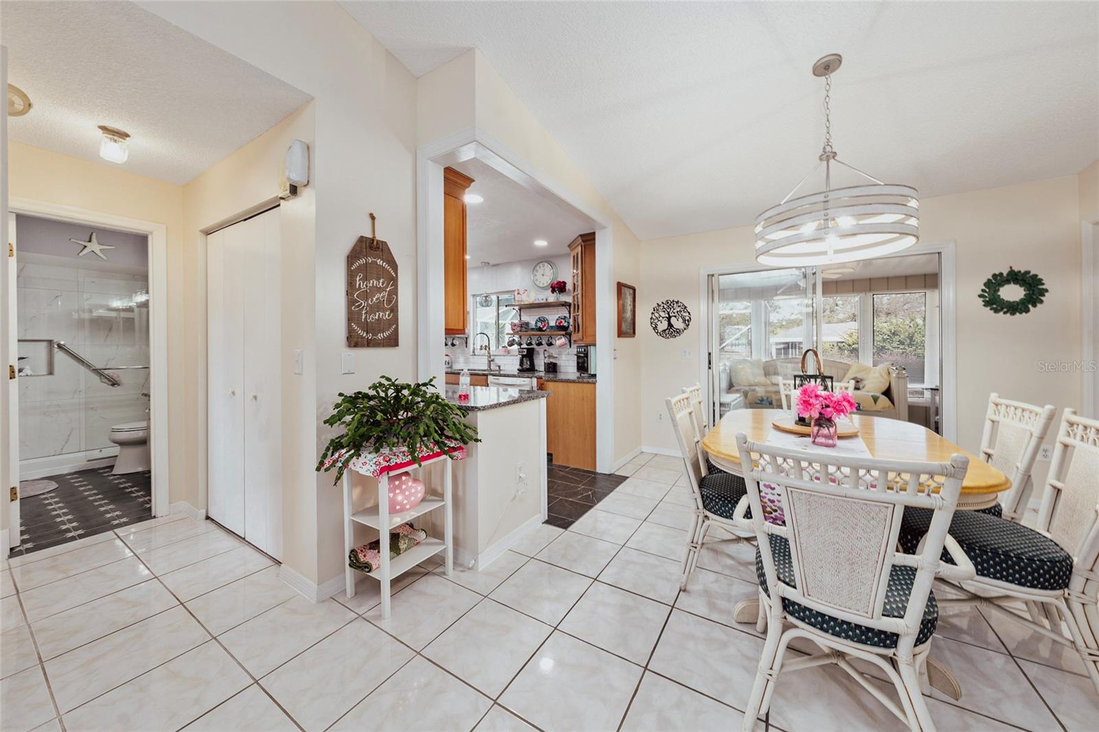 Image 15 of 76 For 10845 178th Street