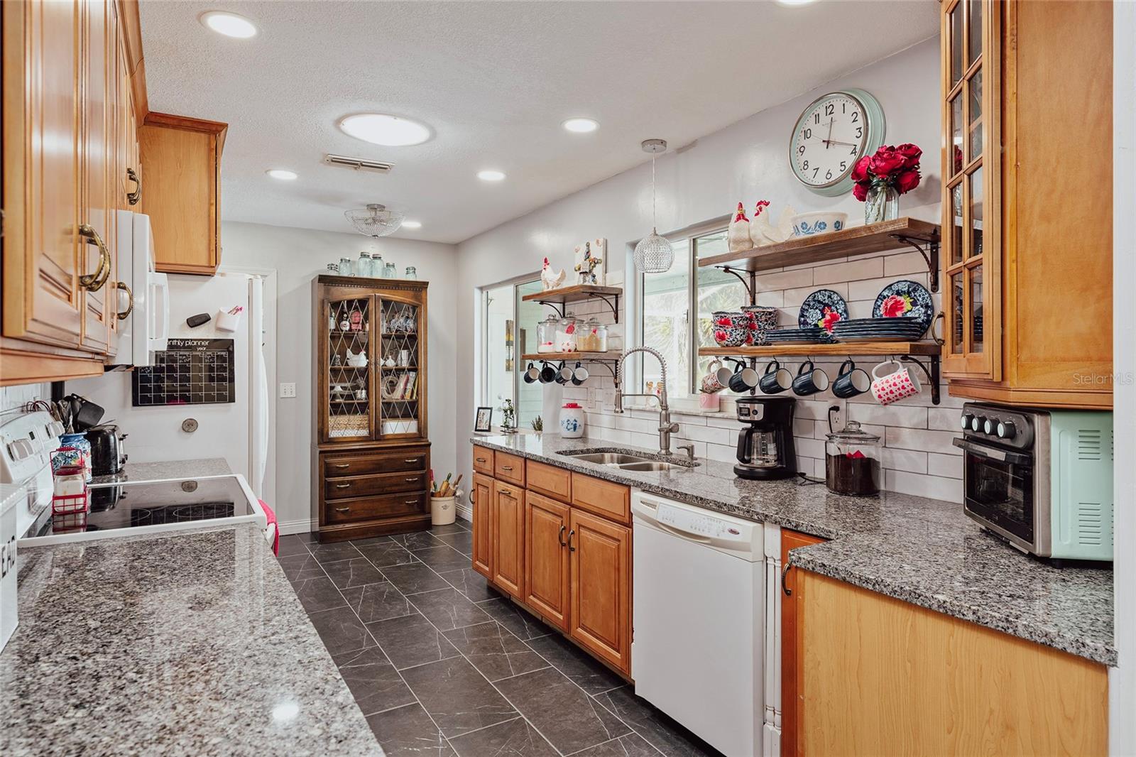 Image 18 of 76 For 10845 178th Street