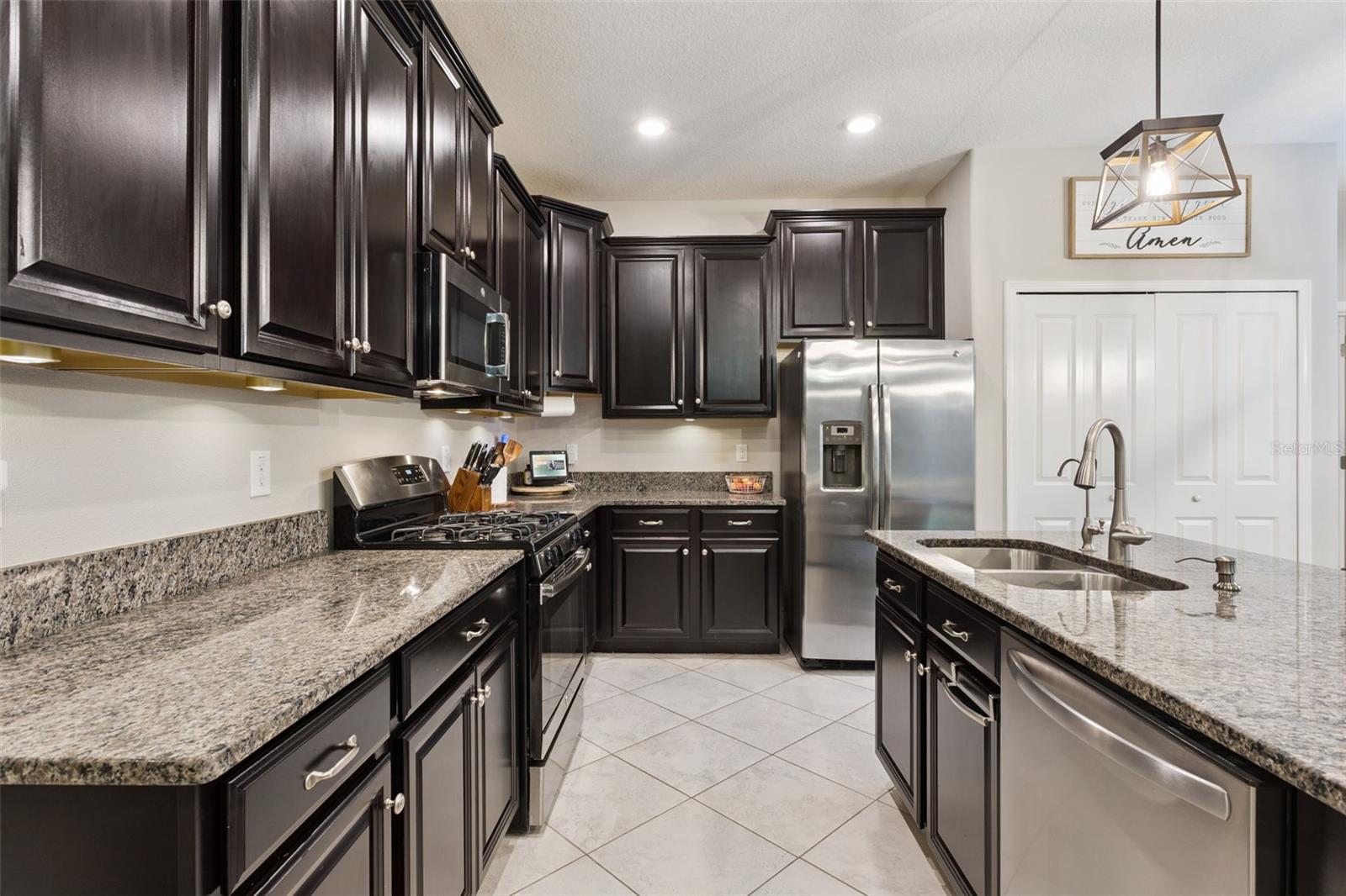 Image 16 of 64 For 8816 Shady Pavillion Court