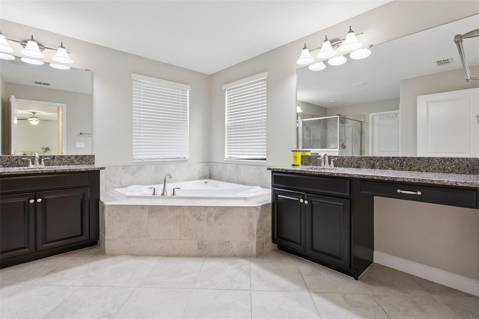 Image 35 of 64 For 8816 Shady Pavillion Court