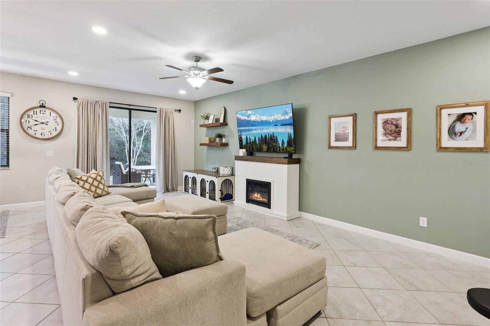 Image 7 of 64 For 8816 Shady Pavillion Court