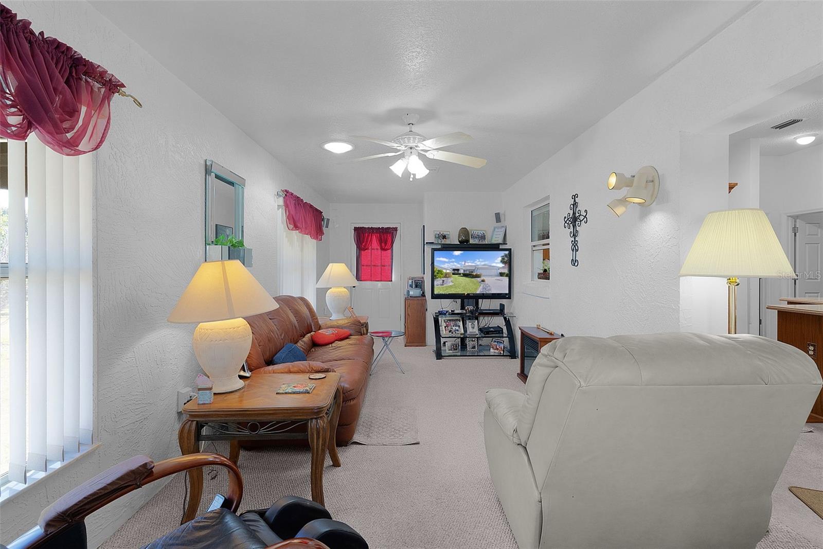 Image 14 of 33 For 1115 Salido Avenue