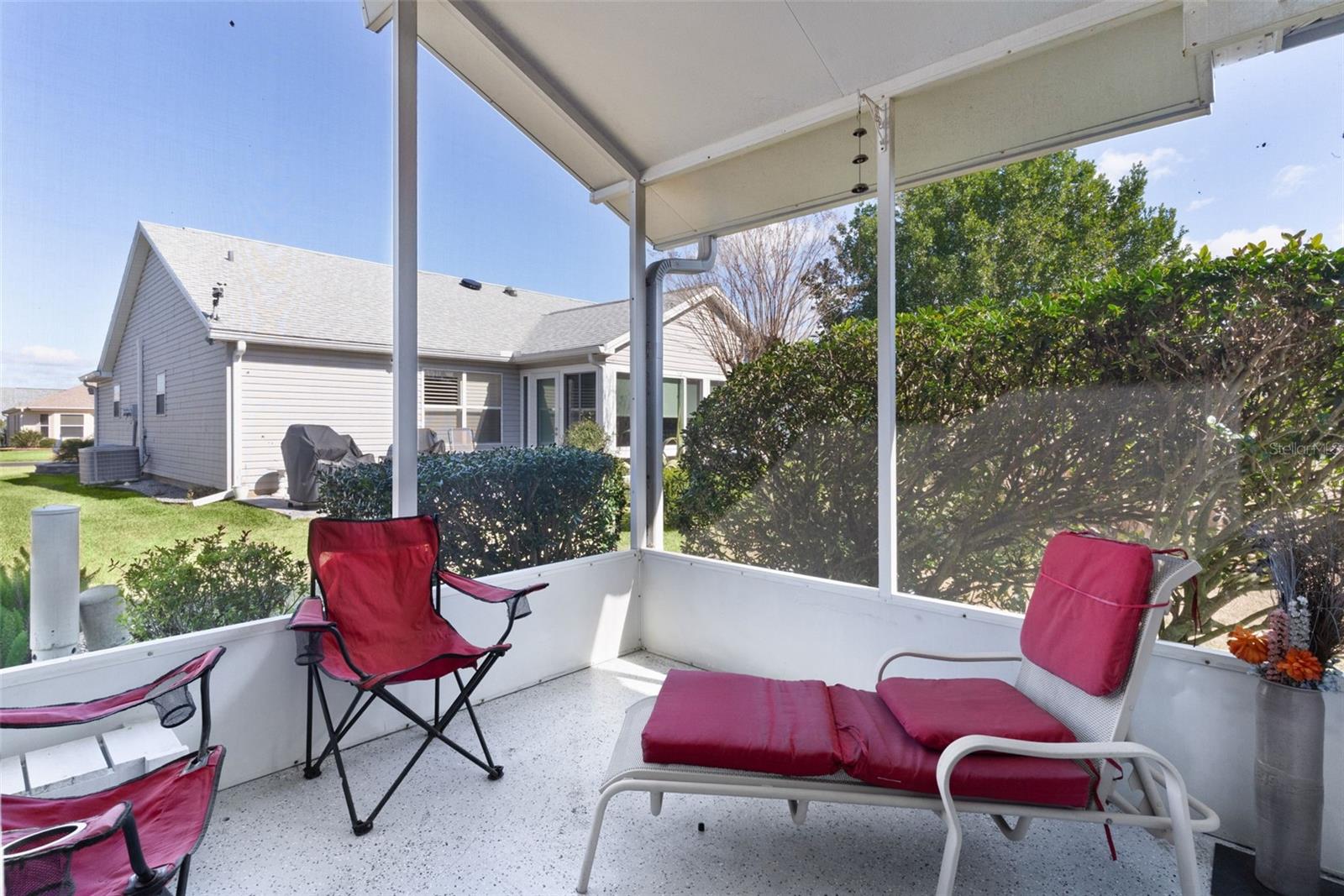 Image 27 of 33 For 1115 Salido Avenue