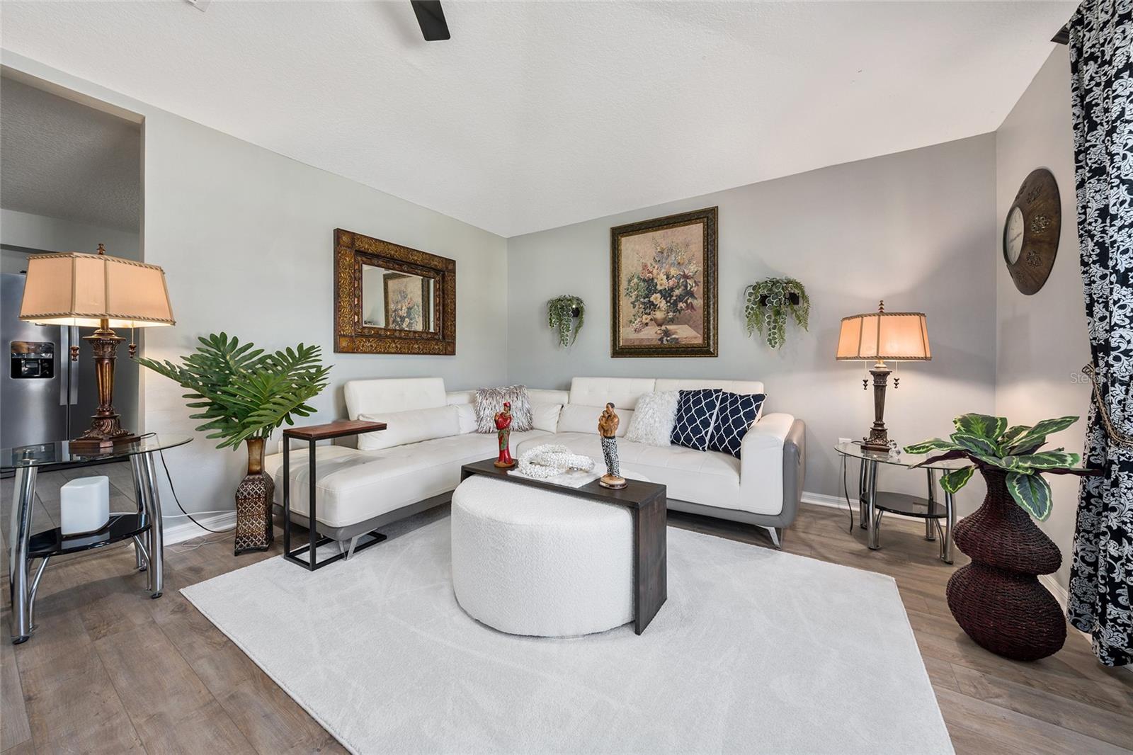 Image 14 of 54 For 1969 Golden Palm Circle