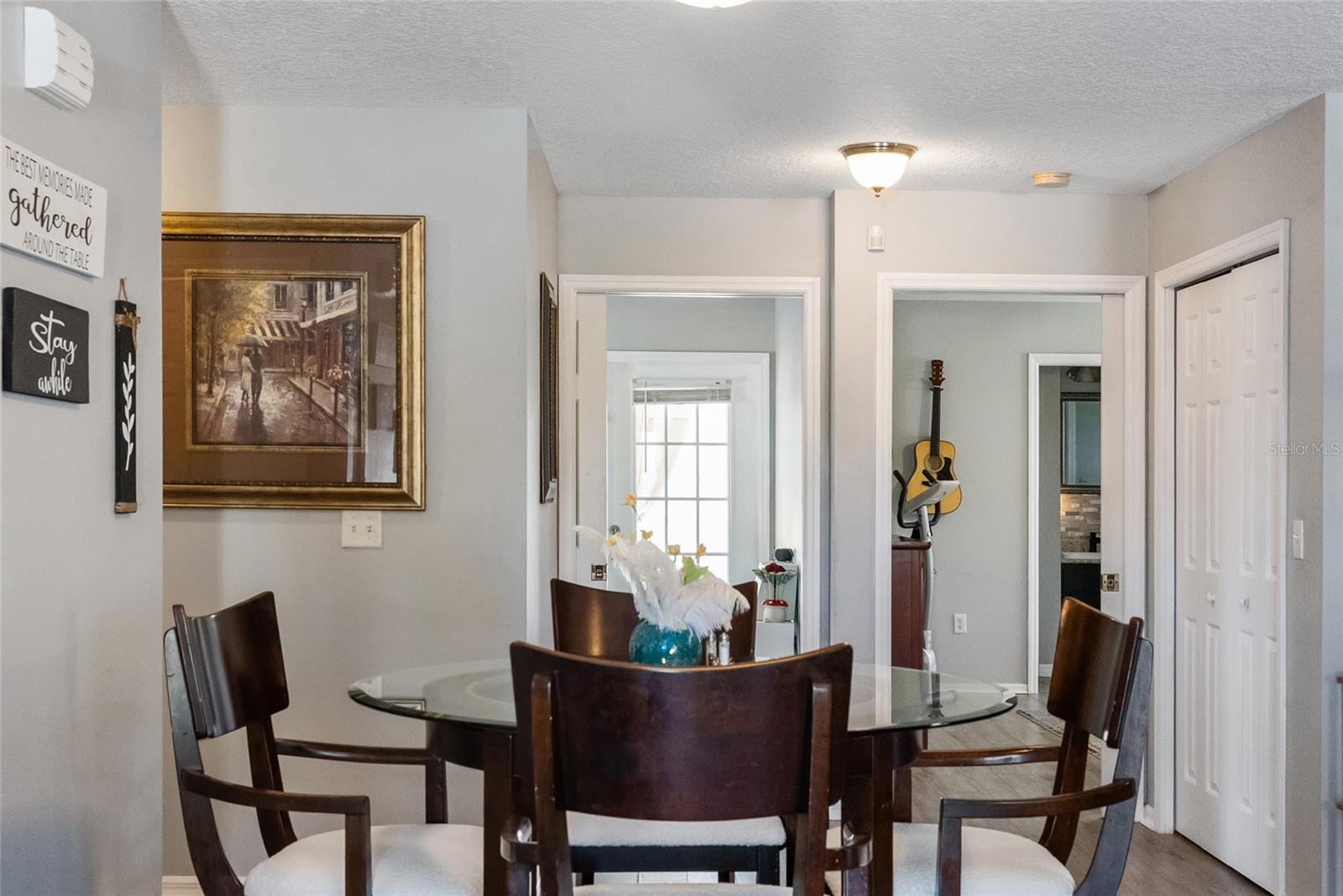 Image 23 of 54 For 1969 Golden Palm Circle