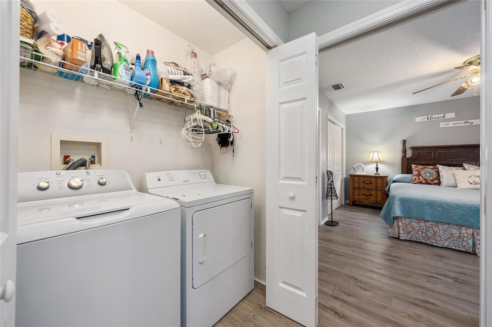 Image 40 of 54 For 1969 Golden Palm Circle