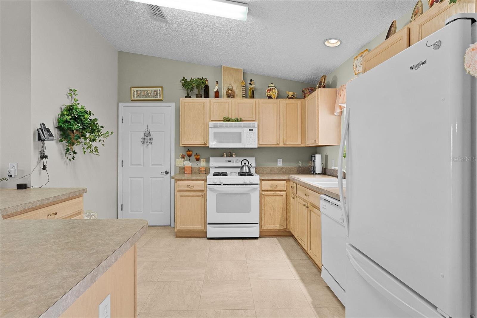 Image 13 of 42 For 1319 Carvello Drive