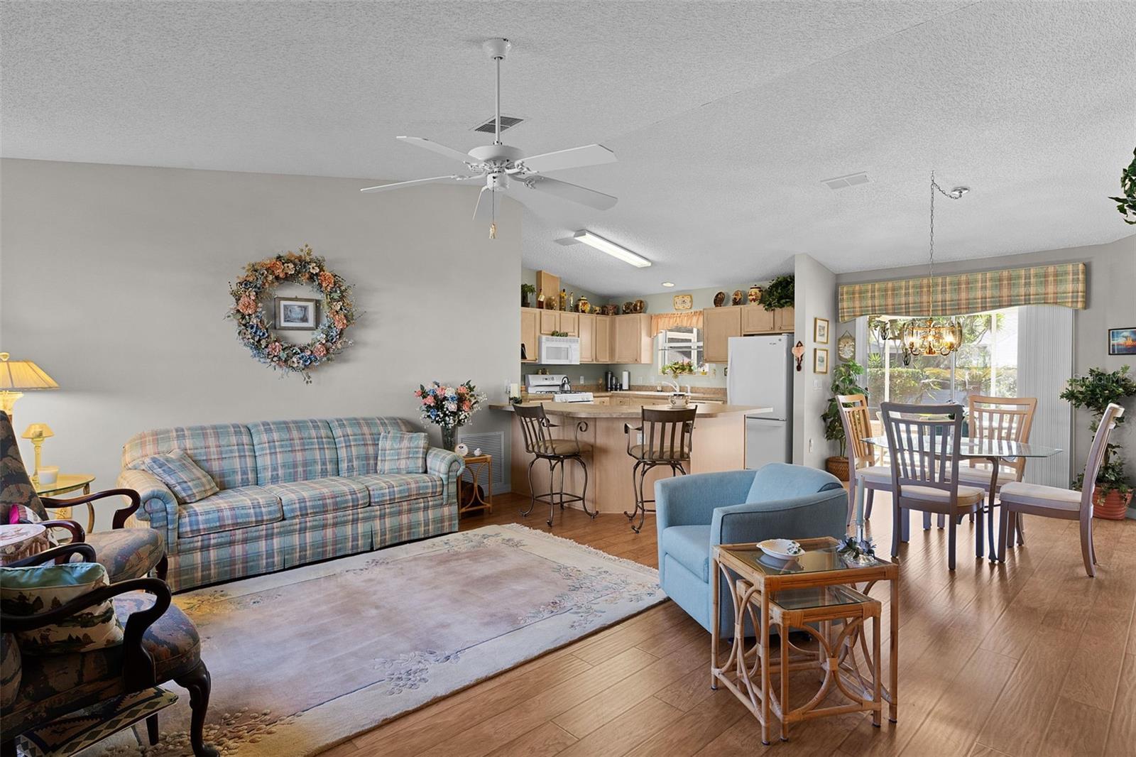 Image 6 of 42 For 1319 Carvello Drive