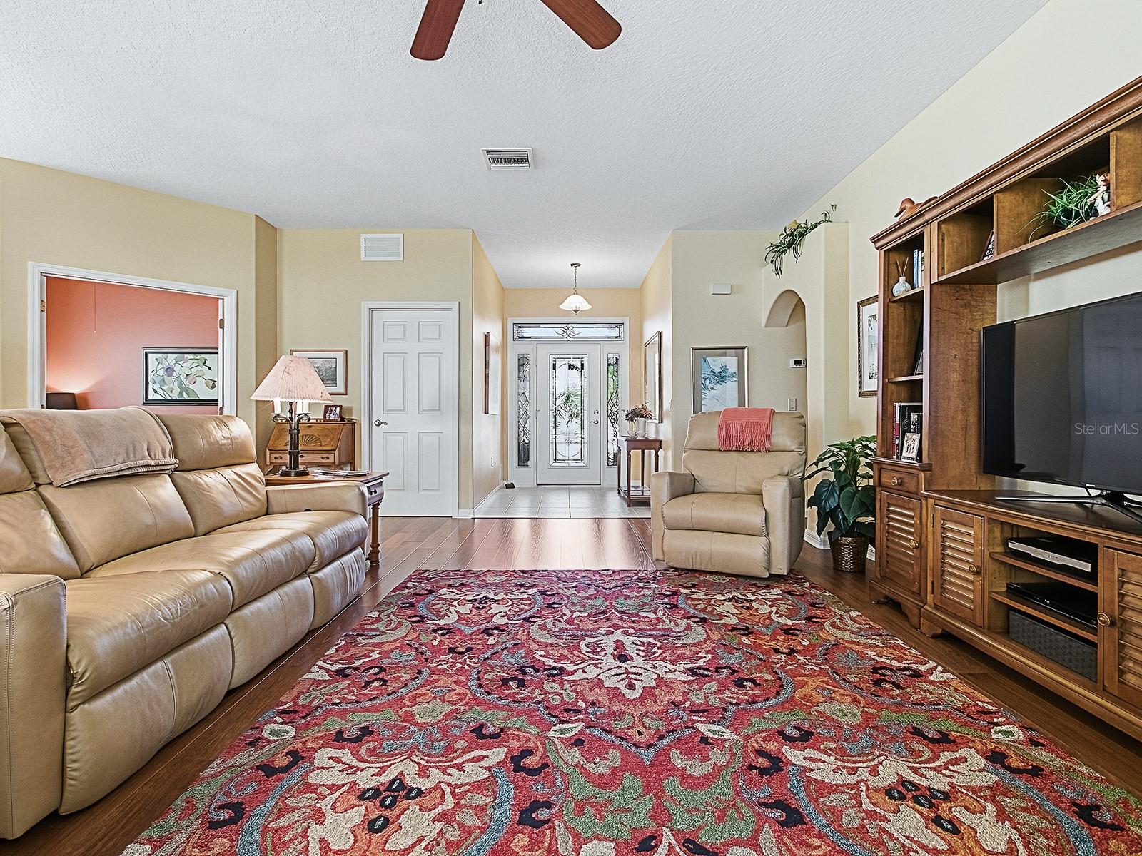 Image 8 of 40 For 236 Bentwood Drive