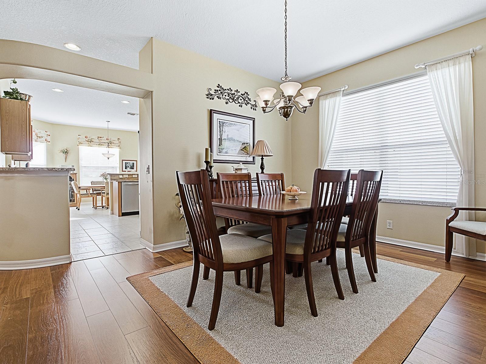 Image 9 of 40 For 236 Bentwood Drive