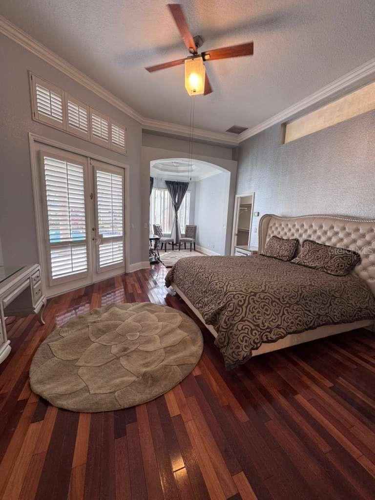 Image 6 of 10 For 7600 Debeaubien Drive