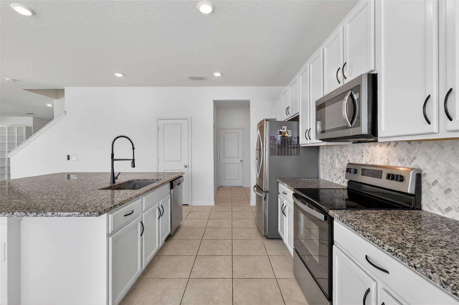 Image 15 of 49 For 2133 Malbec Court