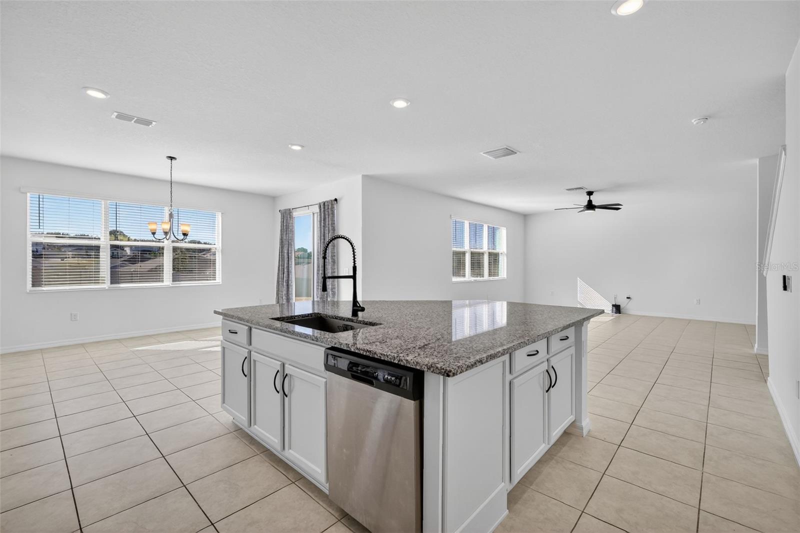 Image 18 of 49 For 2133 Malbec Court