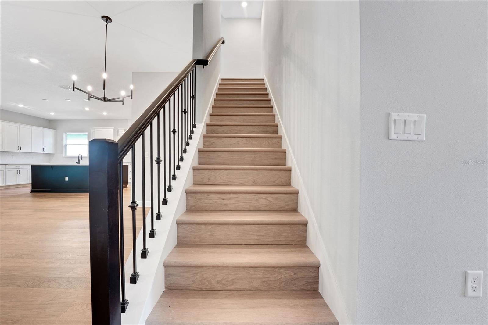 Image 18 of 61 For 14285 Crest Palm Avenue