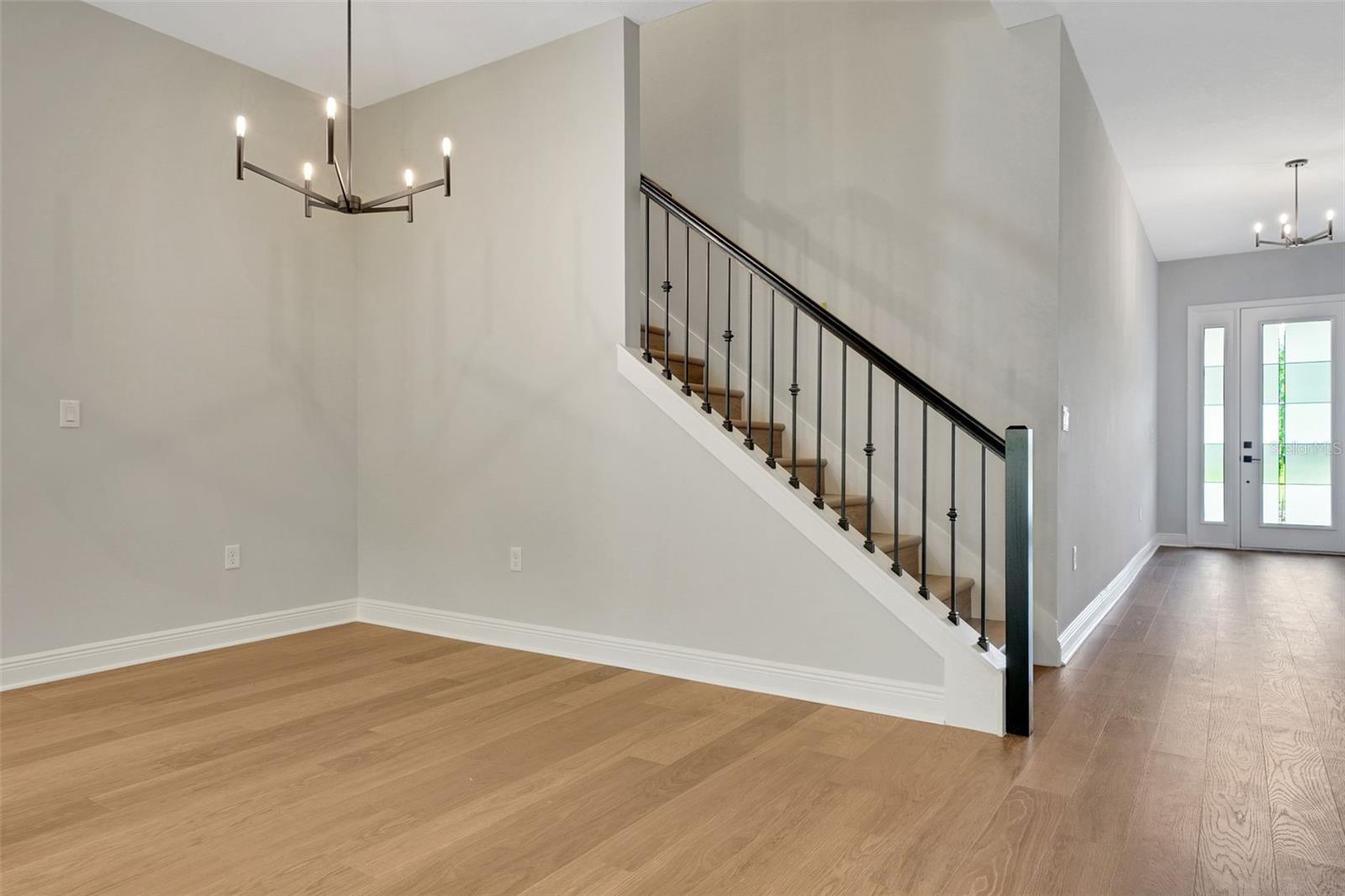 Image 19 of 61 For 14285 Crest Palm Avenue