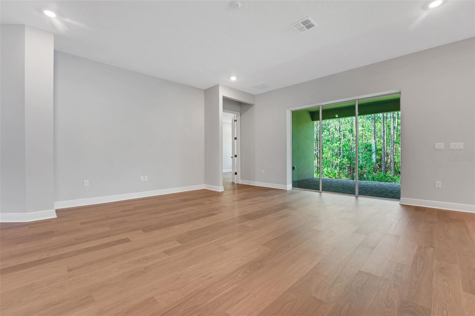 Image 22 of 61 For 14285 Crest Palm Avenue