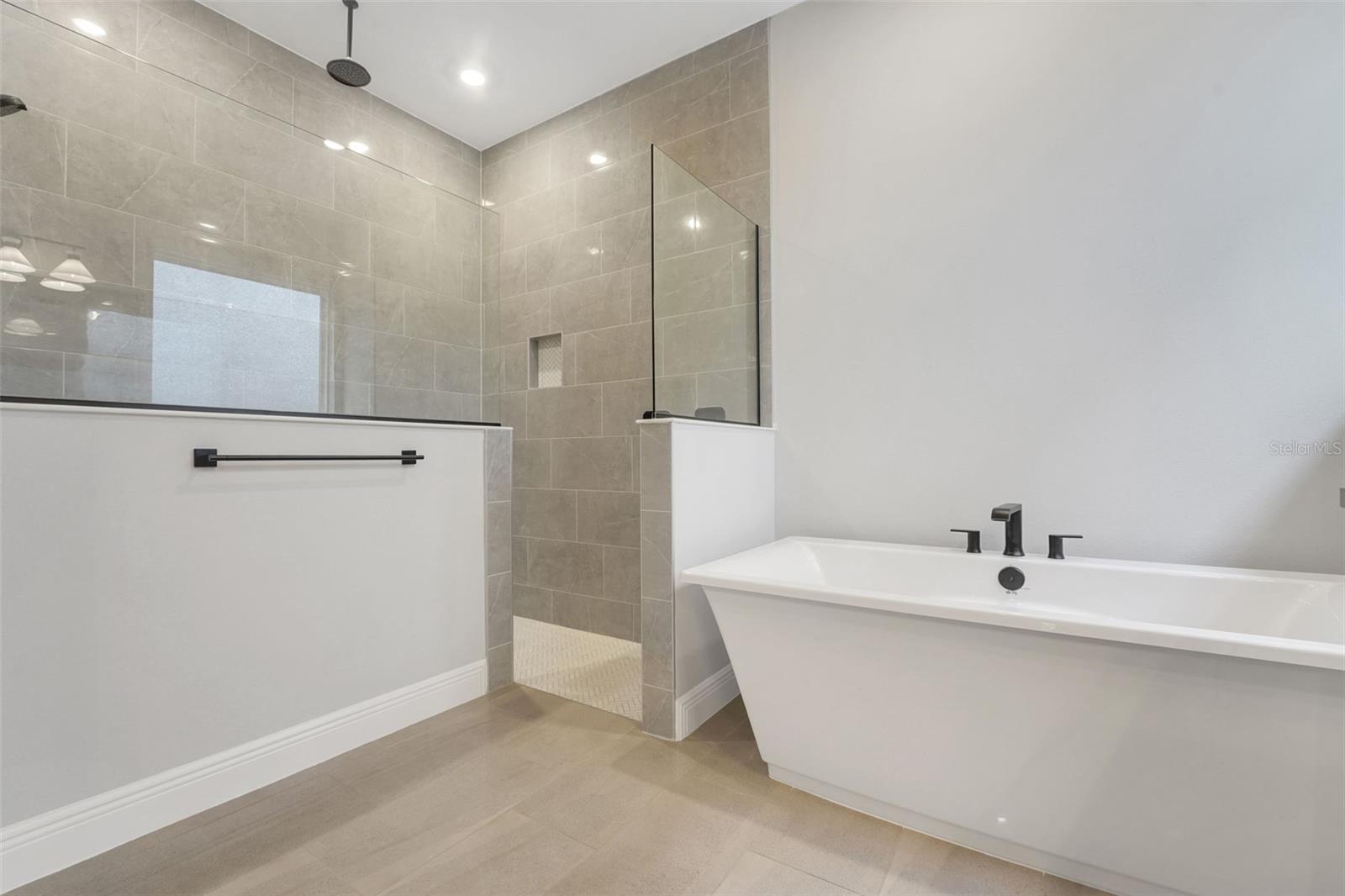 Image 49 of 61 For 14285 Crest Palm Avenue