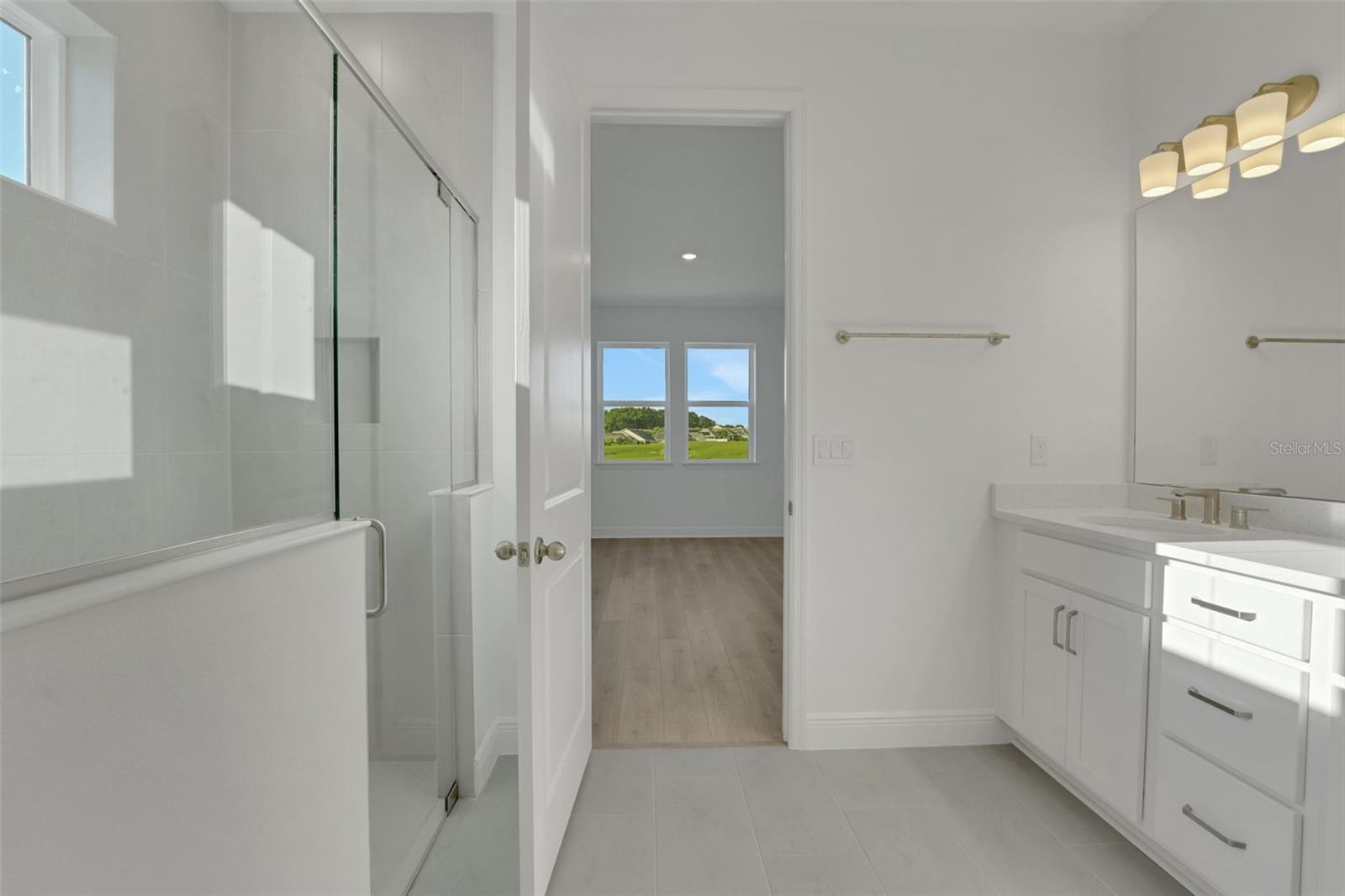 Image 14 of 49 For 994 Fiesta Key Circle