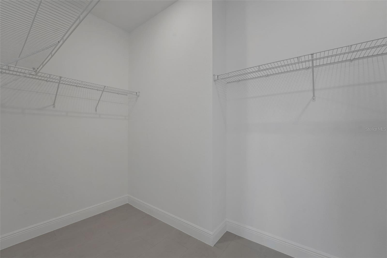 Image 15 of 49 For 994 Fiesta Key Circle