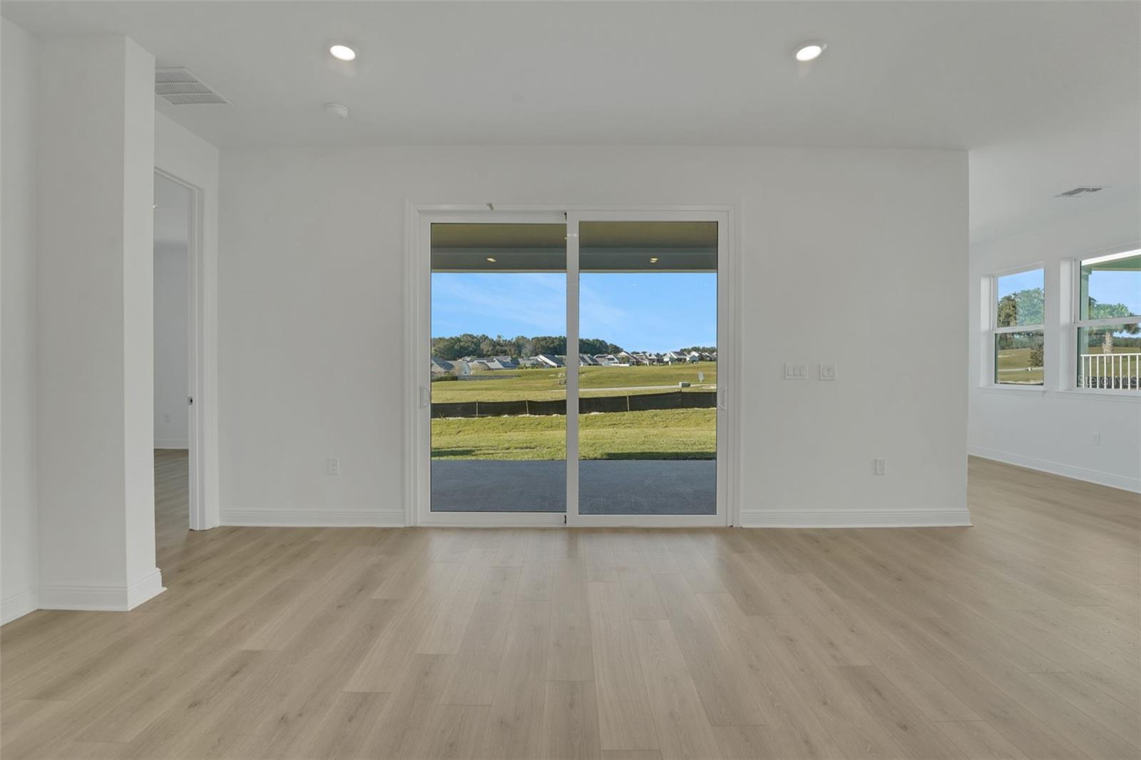 Image 20 of 49 For 994 Fiesta Key Circle