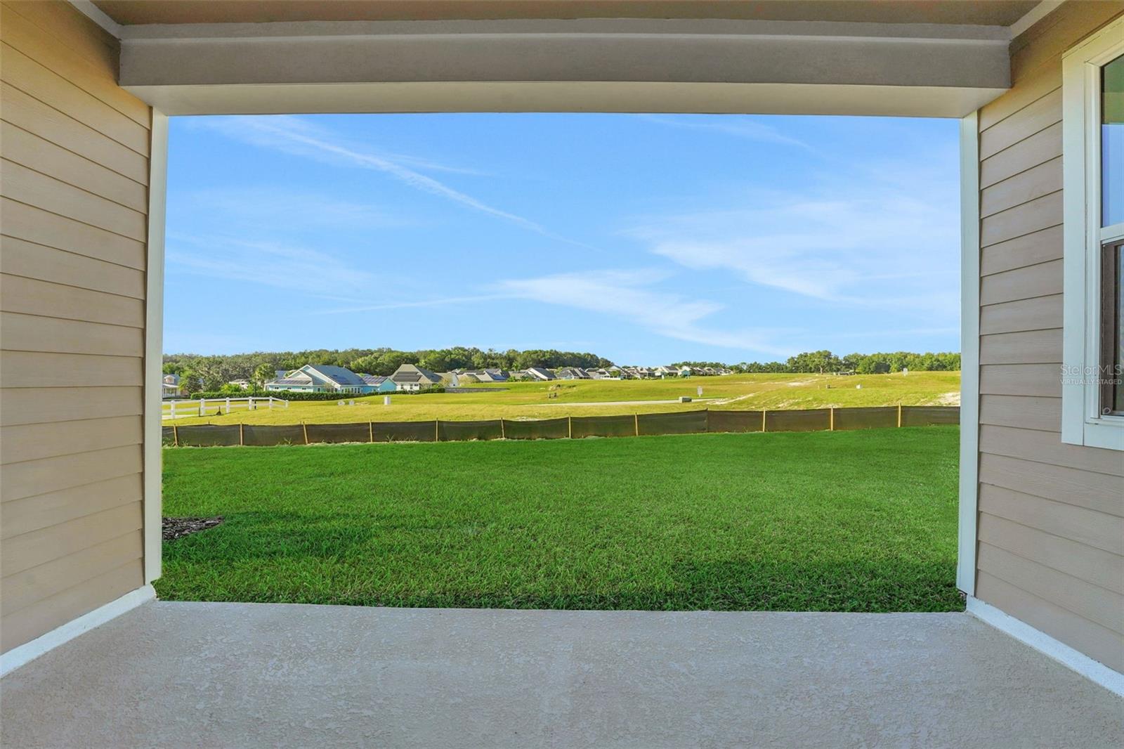 Image 8 of 49 For 994 Fiesta Key Circle